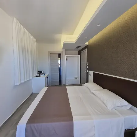 Dream 4* Tropea