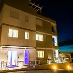 Πανσιόν Dream Tropea