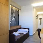 Πανσιόν Dream Tropea